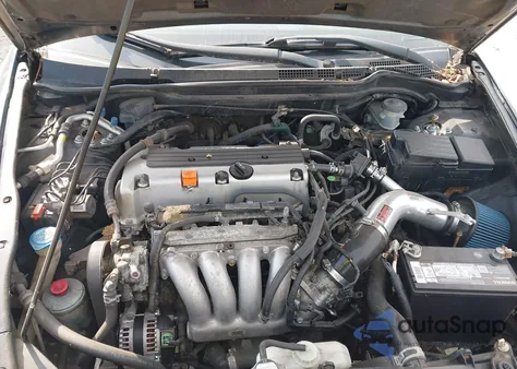 2004 Honda Accord 2.4 Ex z USA, uszkodzony, nr VIN 1HGCM725X4A008675